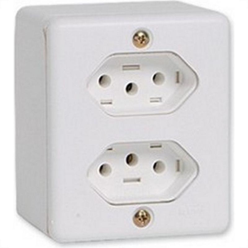 Sistema Ilumi 2 Tomadas 2 Polos+Terra 20A. Placa + Caixa Branco